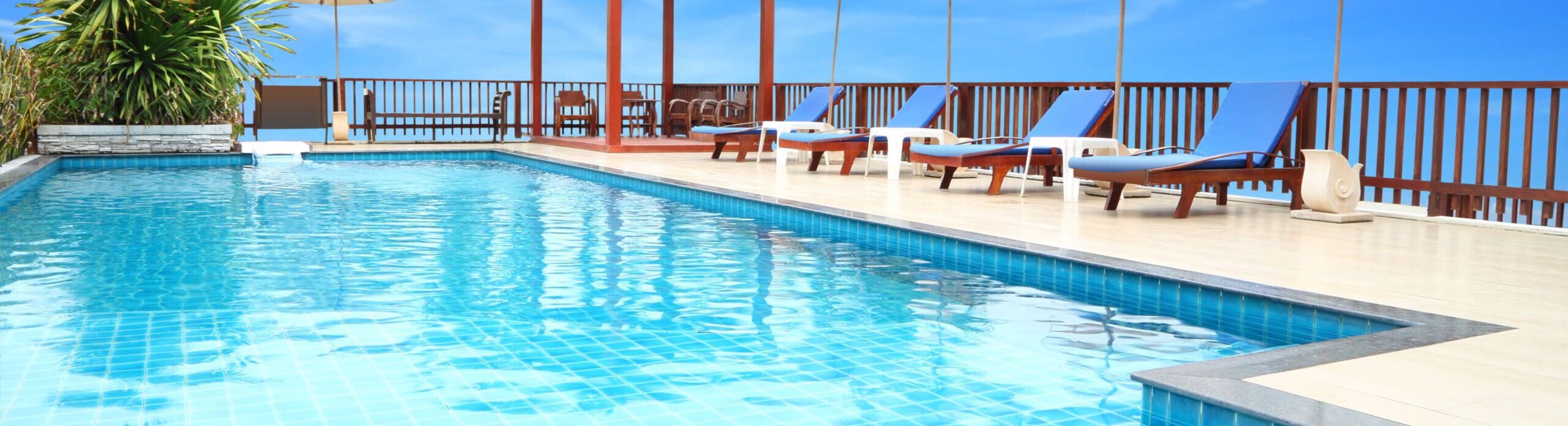 immagine Hv tiles Hv tiles per verniciare le piastrelle delle piscine